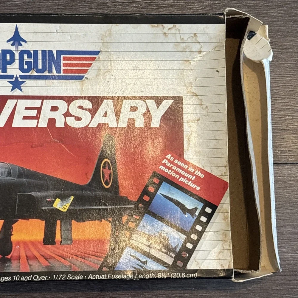 Vintage Testors Top Gun F-5 Adversary Aircraft 1:72 Scale Plastic Model Kit